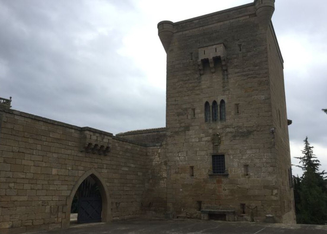 Castell d'Albatàrrec, Spain